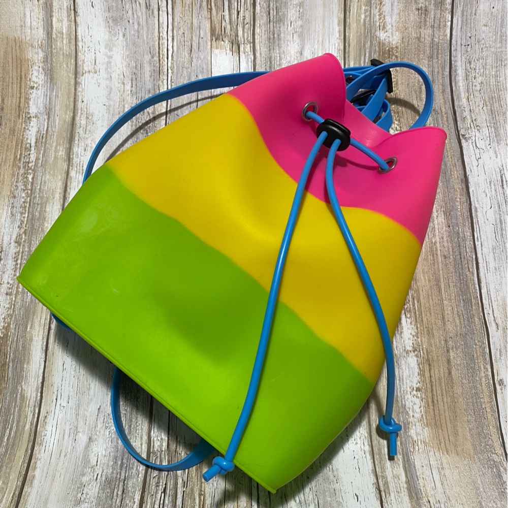 Silicone Multicolored Backpack - Picture 4 of 5